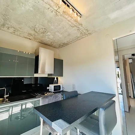 Porto Attico Wally -flexrent Immobiliare Abissinia *