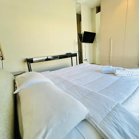 Attico Wally Flexrent - Abissinia Apartment