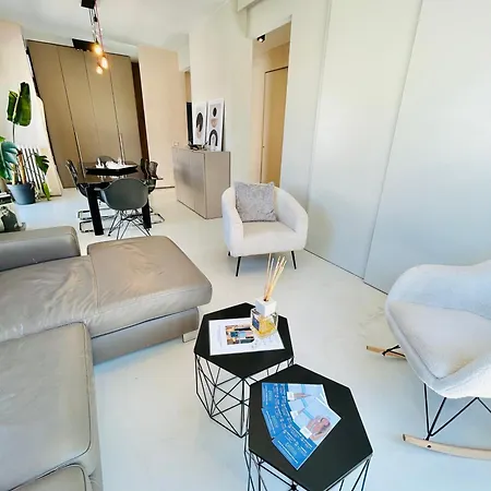 Porto Attico Wally -flexrent Immobiliare Abissinia Apartment *