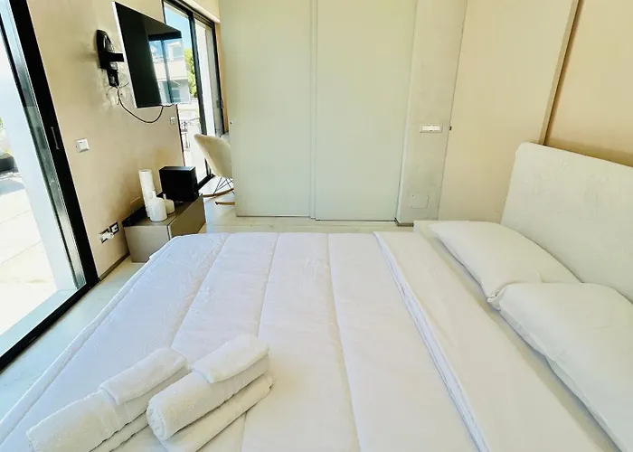 Porto Attico Wally Flexrent - Abissinia Apartment *